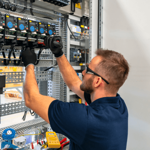 Electrician and AC mechanic